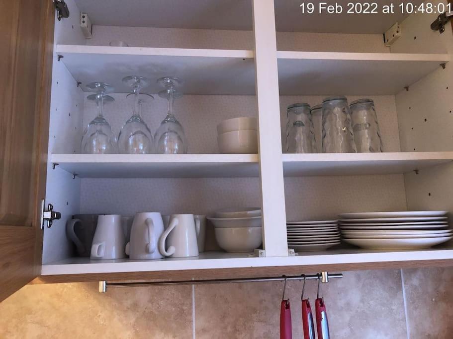 Cozy 4 Bedroom House In Smethwick With 4 Bathrooms Perfect For Contractors And Families Birmingham Extérieur photo